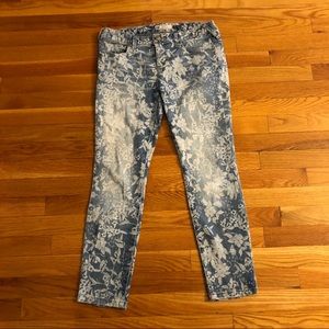 Free people women’s size 28 floral jean